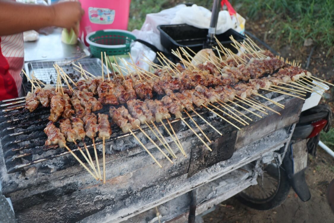 หมู่ปิ้งโบราณ ร้านเจ้อ๊อฟ